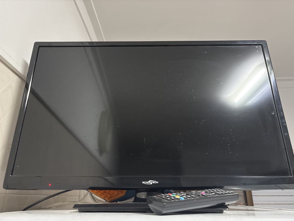 Televisao 55cmx35cm schontech