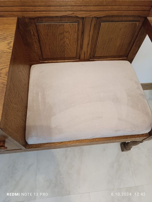 Szafka,  siedzisko drewniane