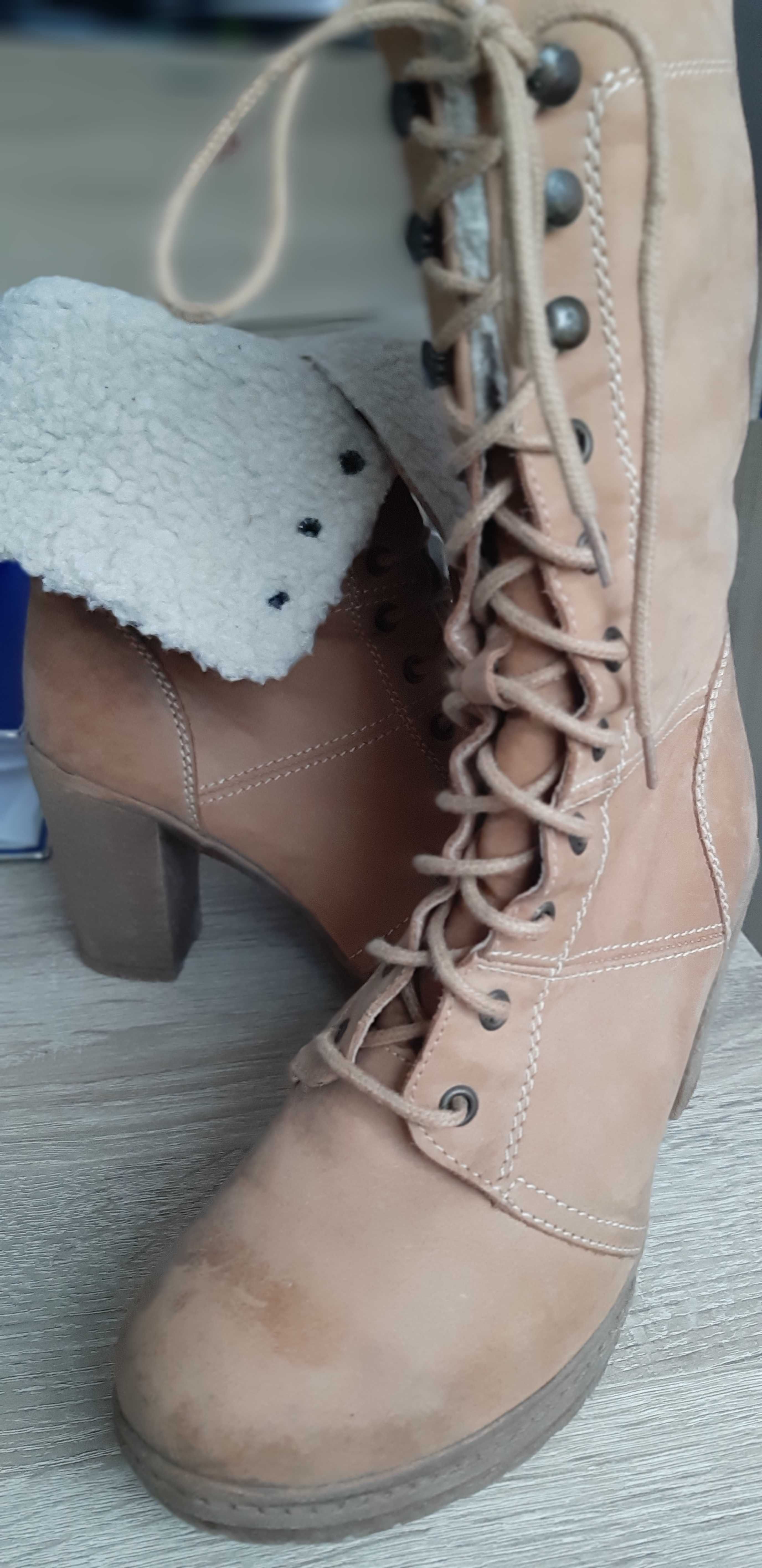 Buty wiązane  roz.40