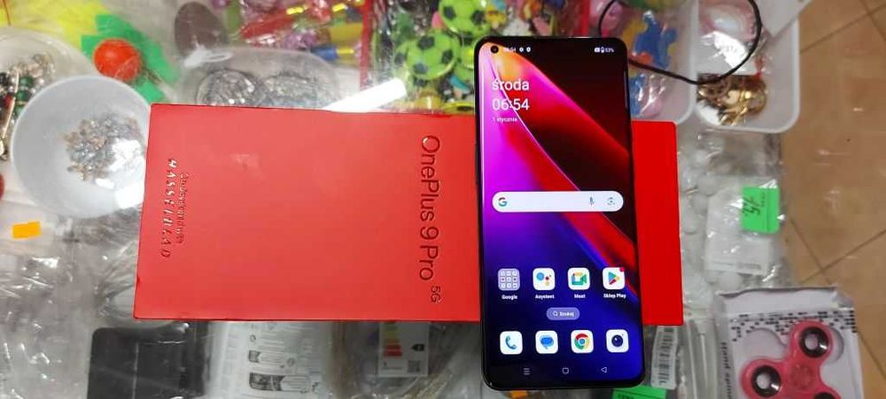 telefon One Plus 9 pro 5G 8/128gb