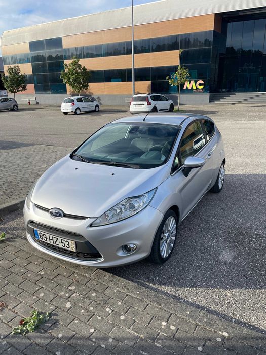 Ford Fiesta 1.6 TDCI 90cv 5 lugares