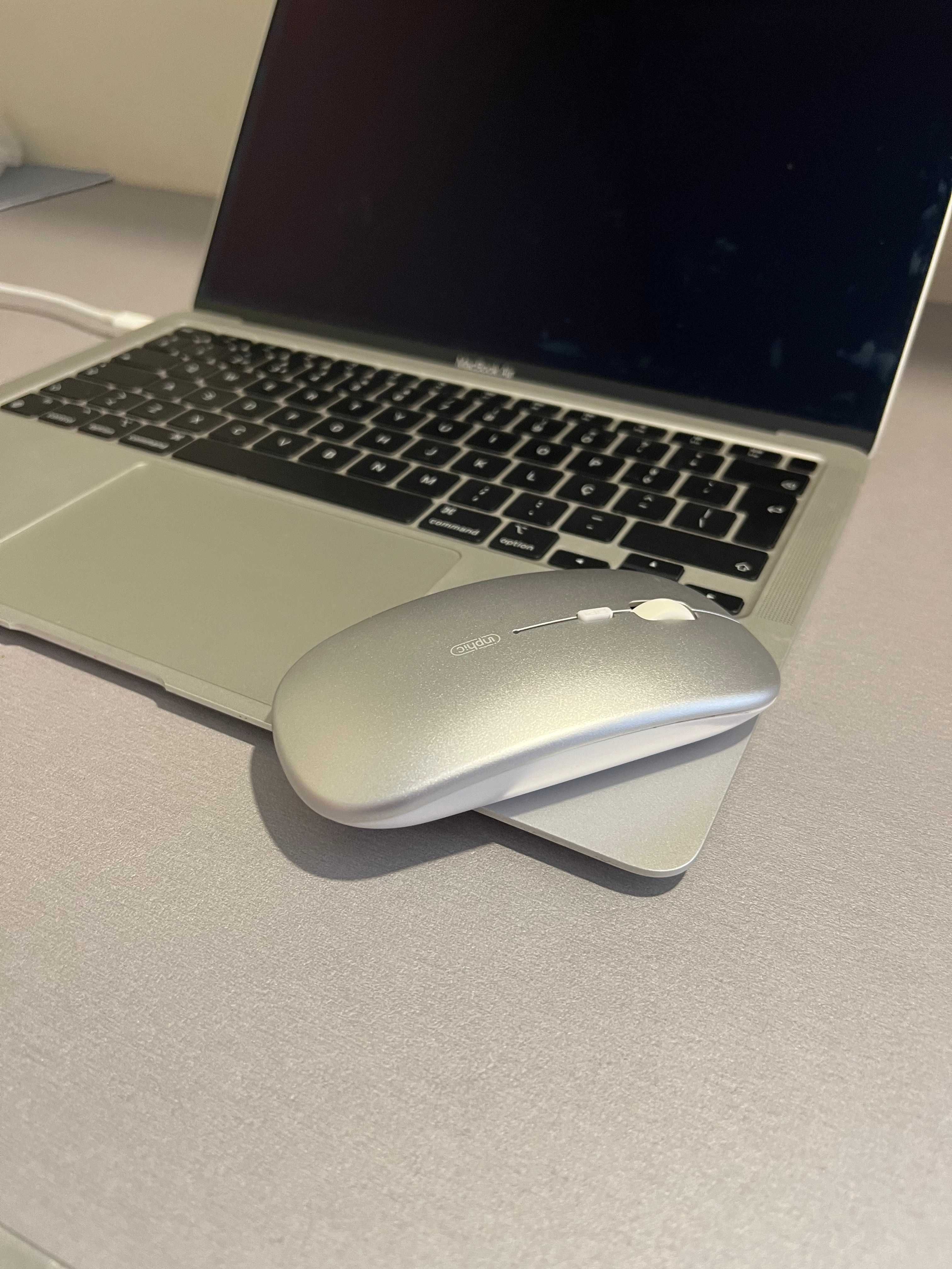 Macbook Air Prateado M1 -Ótimo Estado