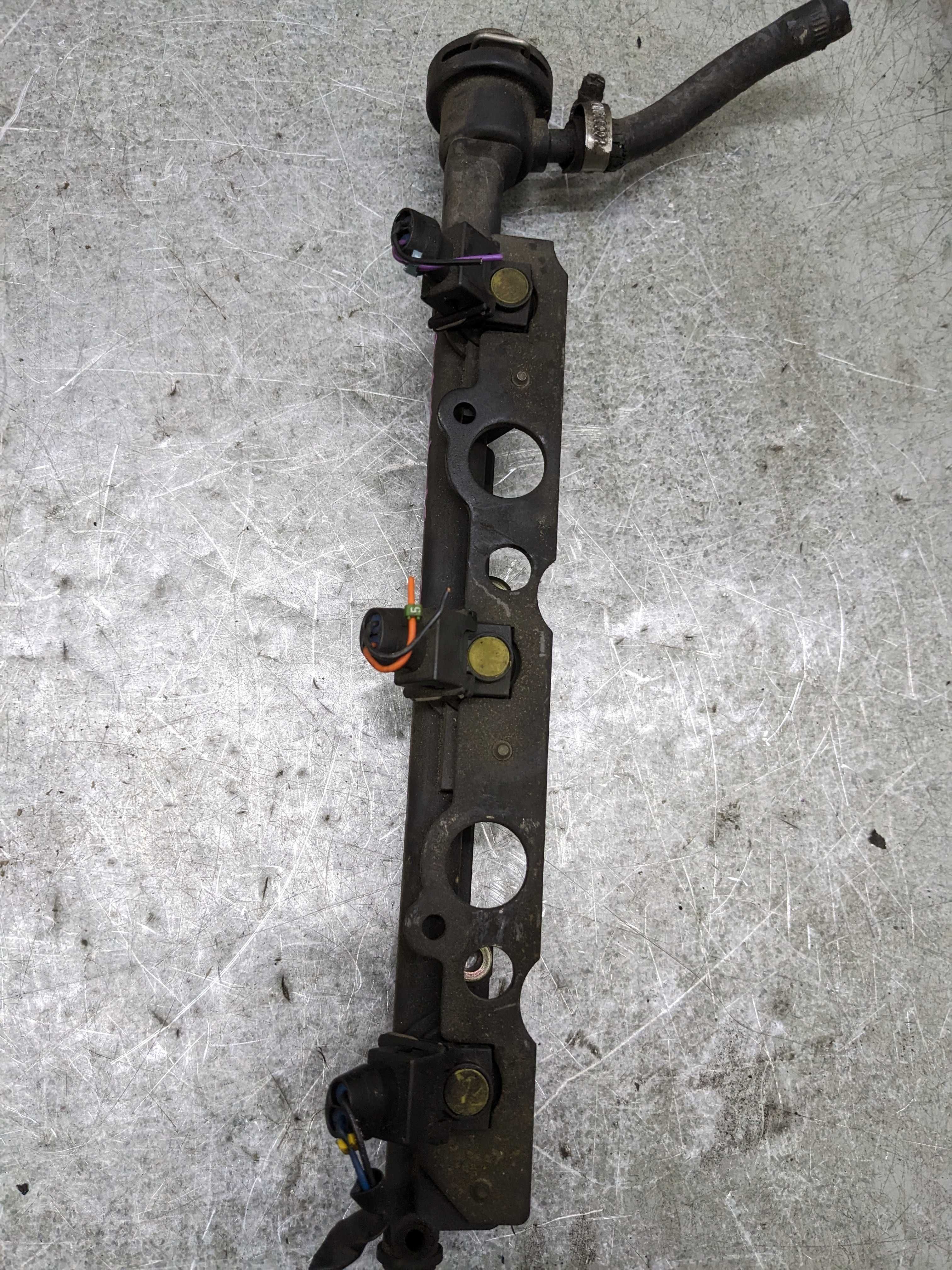 Citroen Peugeot Renault 3.0 V6 Listwa Wtryskowa