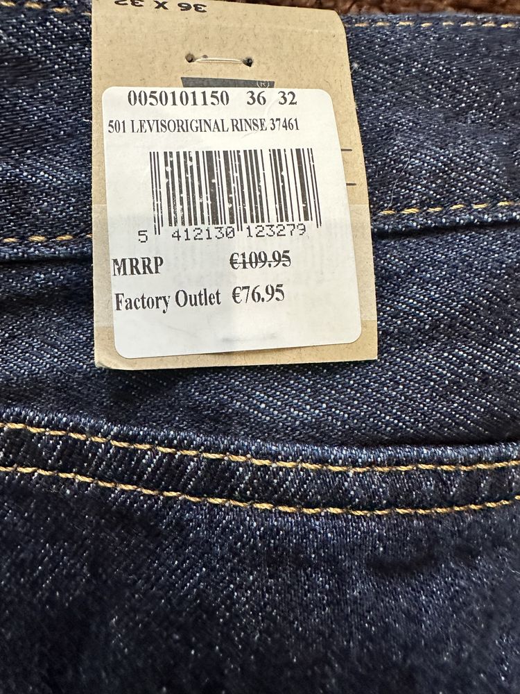 Джинси Levi Strauss & co.