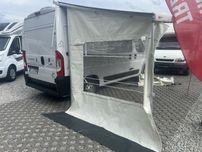 Scianki boczne do markizy kompletne, piekny stan, thule omnistor 2,5m