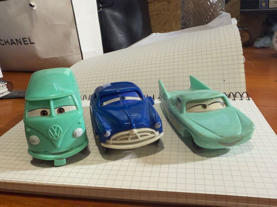 Набор машинок Тачки Happy Meal МакДональдс журнал Cars McDonald`s 2006
