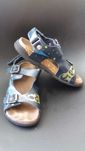 Босоножки сандалі crocs j1 
J2  geox