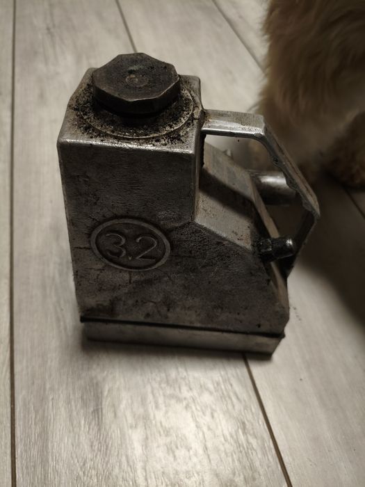 Lewarek podnośnik hydrauliczny 3,2 tony PRL