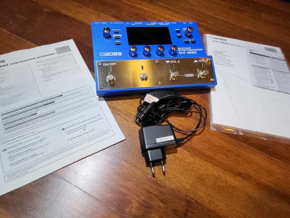Boss SY-300 Syntezator gitarowy