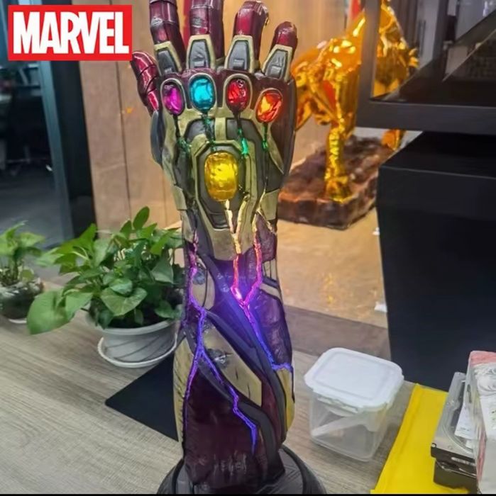 Marvel Iron Man Перчатка Бесконечности / Железный Человек / Мстители