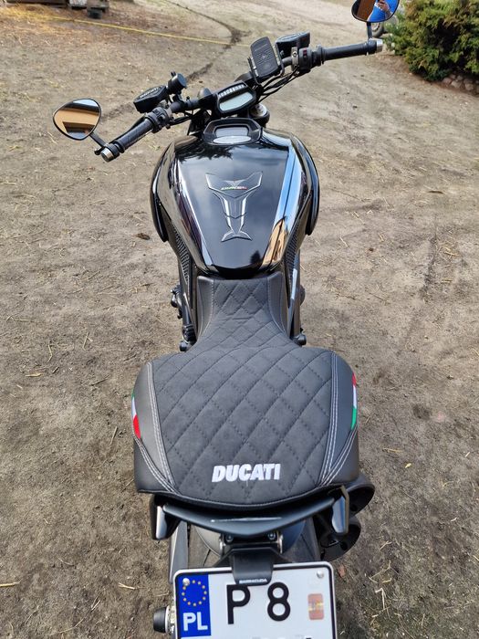 Ducati Diavel 1200