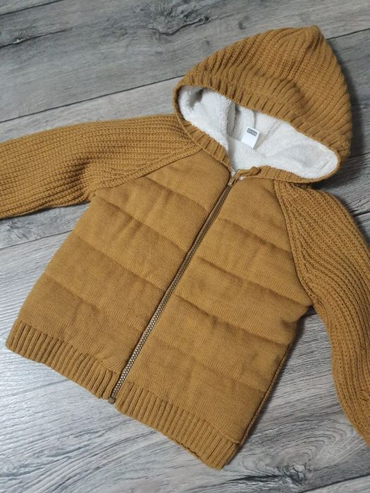 Демісезонна куртка. Пальто