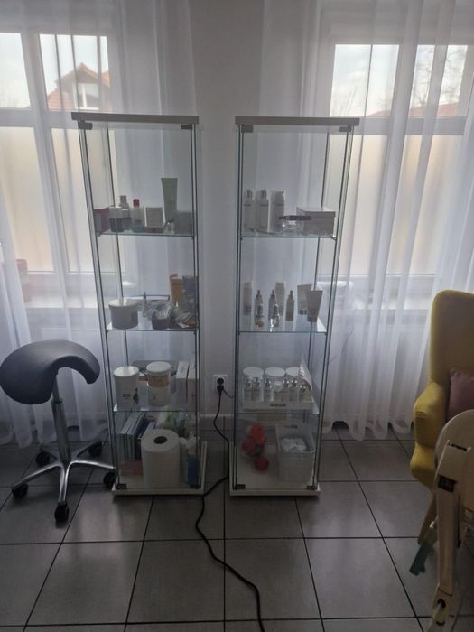 Gablota / szafka szklana 2 szt