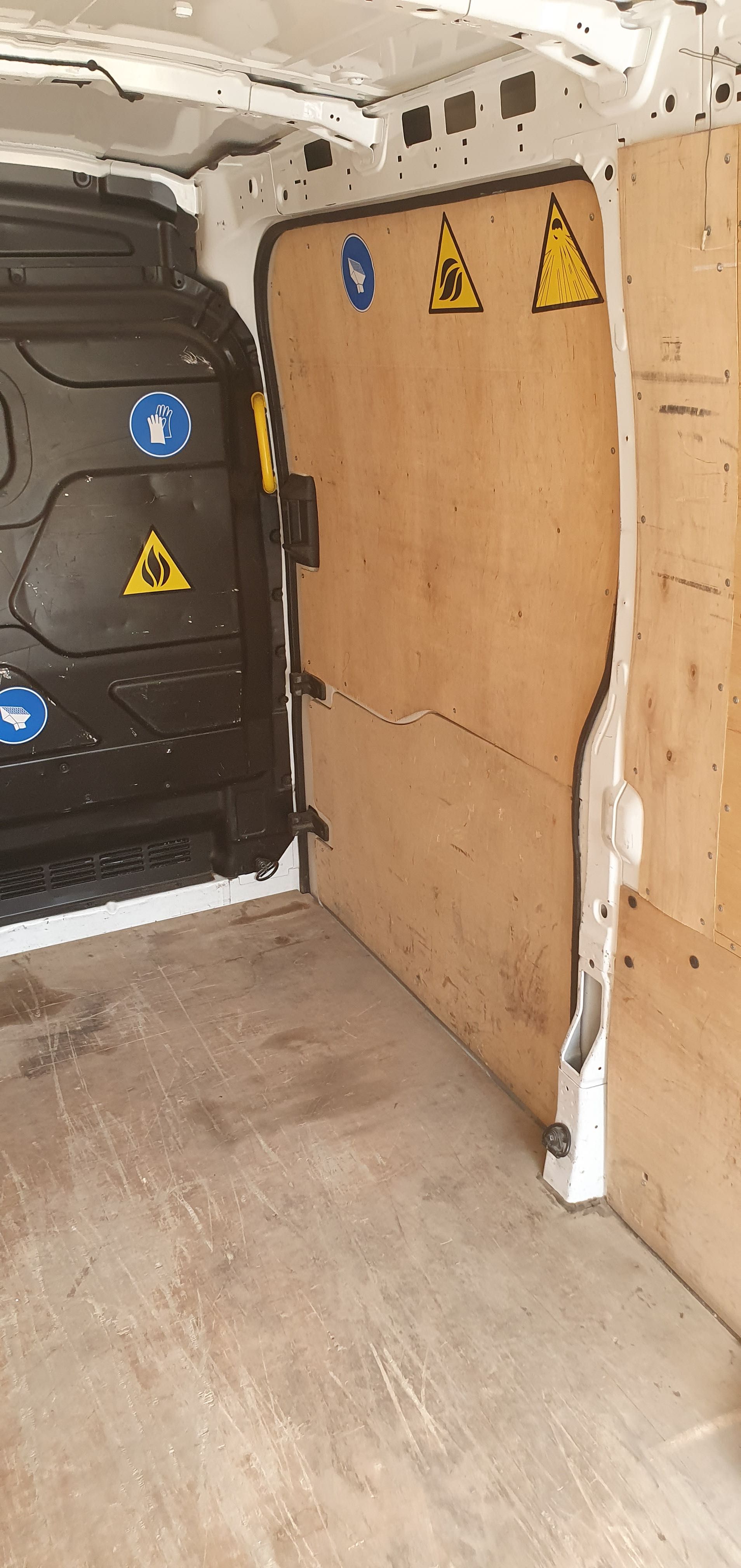 Довгострокова оренда грузового авто/буса Ford Transit 2015р