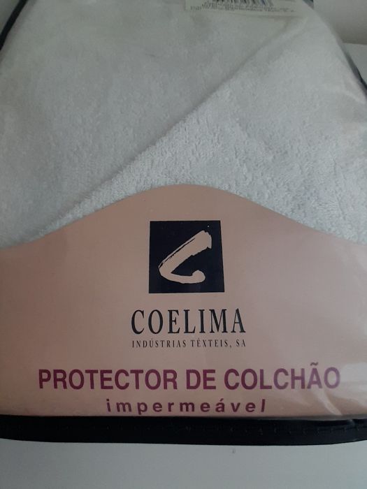 Protetor de colchão impermeável (novo)- Coelima