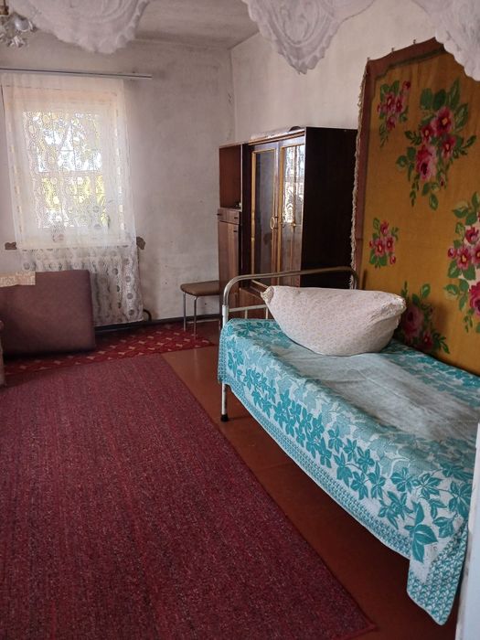 Здається  великий будинок Балабине можна військовим