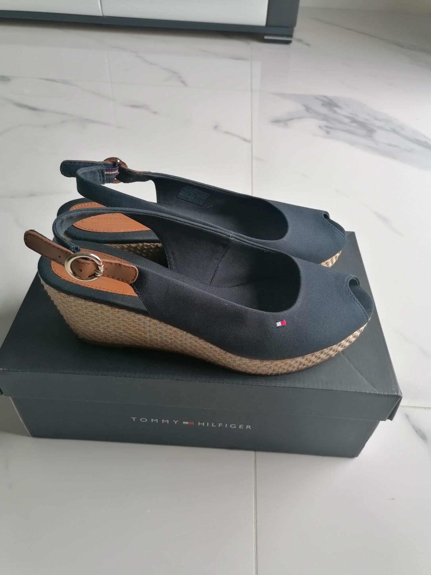 Sandały na koturnie Tommy Hilfiger