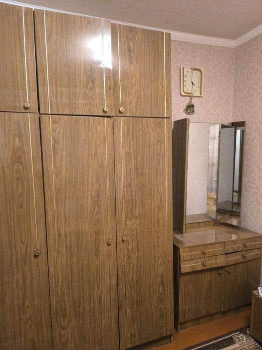 Продам спальний гарнітур