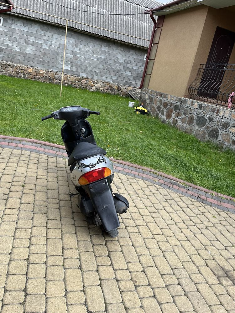 Suzuki lets 2.