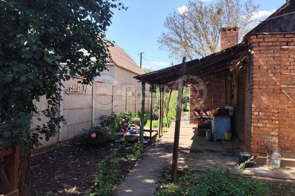 Продаж будинку з великою ділянкою. провулок Дежнева.