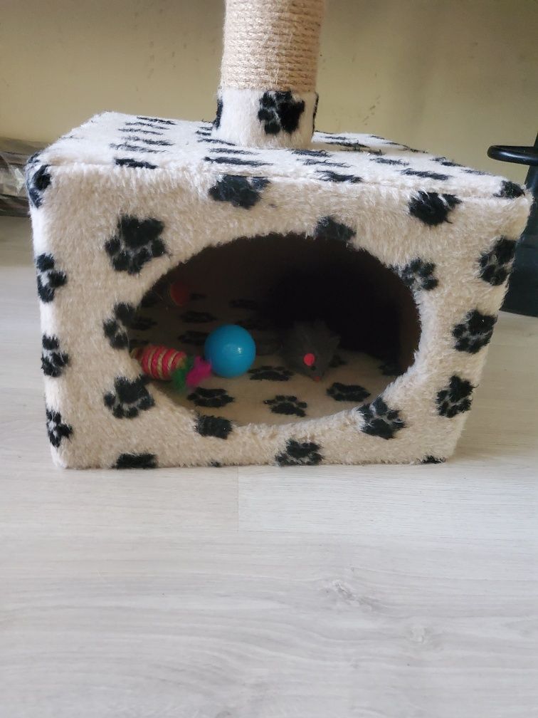 Домик для кота когтеточка