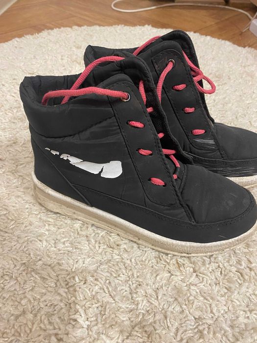 Угги , ботинки, сапоги на девочку зимние