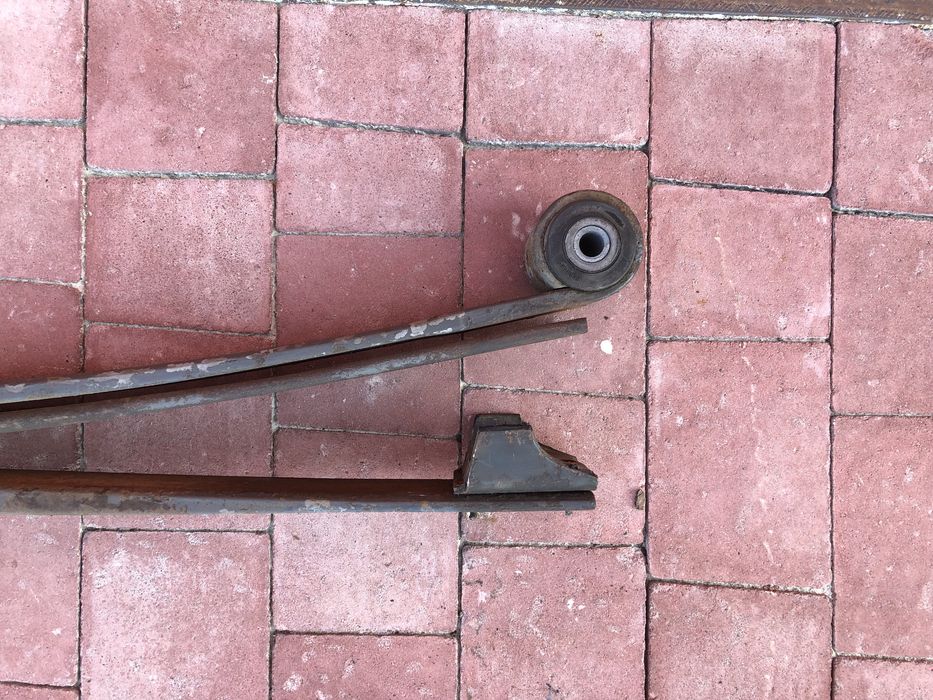 Ресори Mercedes Atego задні