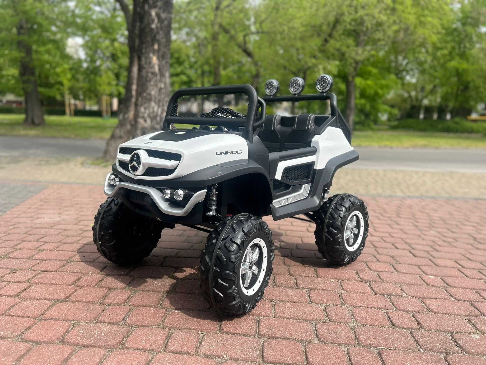 Mercedes Benz unimog 4x4 pilot bagaznik