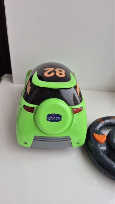 Машинка на радіокеруванні Chicco Jimmy Thunders