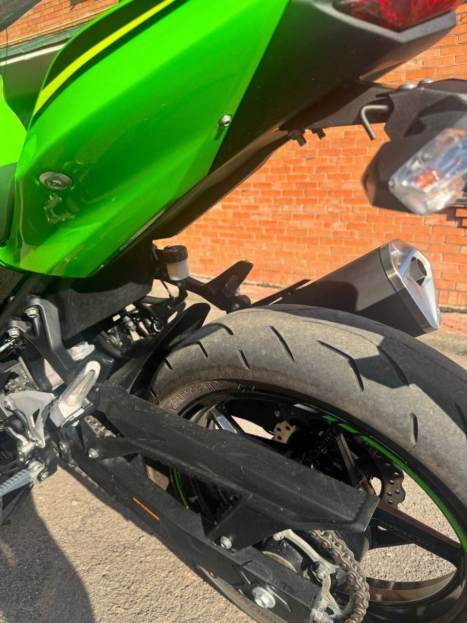 Kawasaki ninja 400