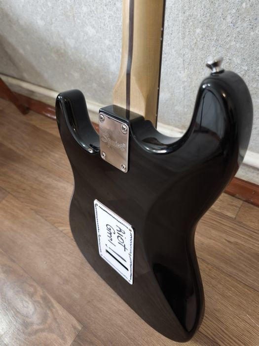 Гітара Fender Squar Strat