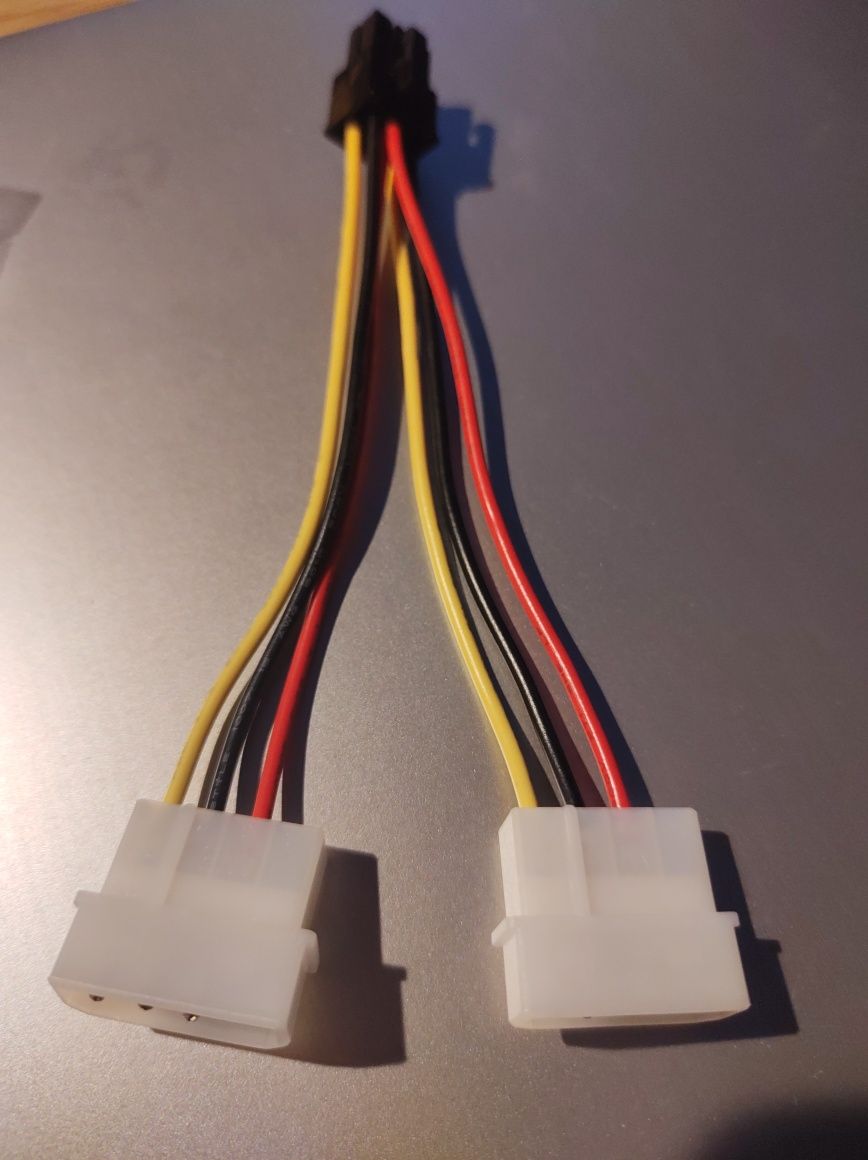 adaptery Gigabyte P/N:12CFI-1PW004-03R