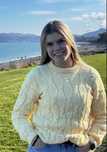 Sweter o slicznym wzorze handmade