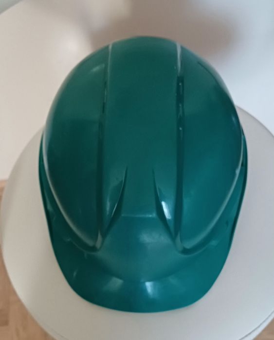 Kask ochronny budowlany zielony