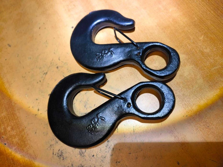 Крюк монтажный 1-2 тонны