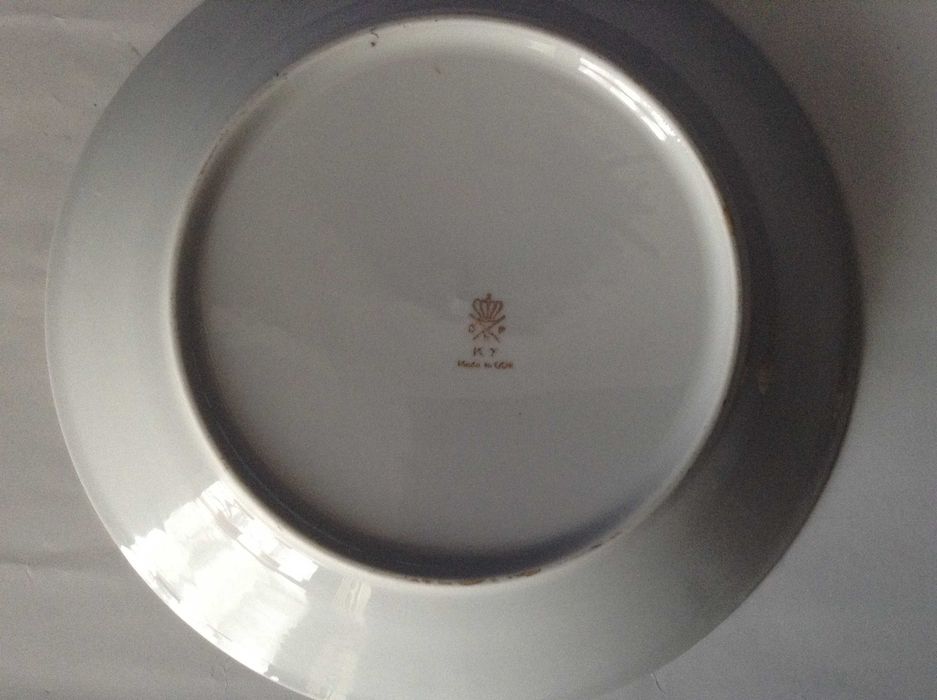 Сервиз столовый Мадонна на 6 персон. Фирма SEP, ГДР