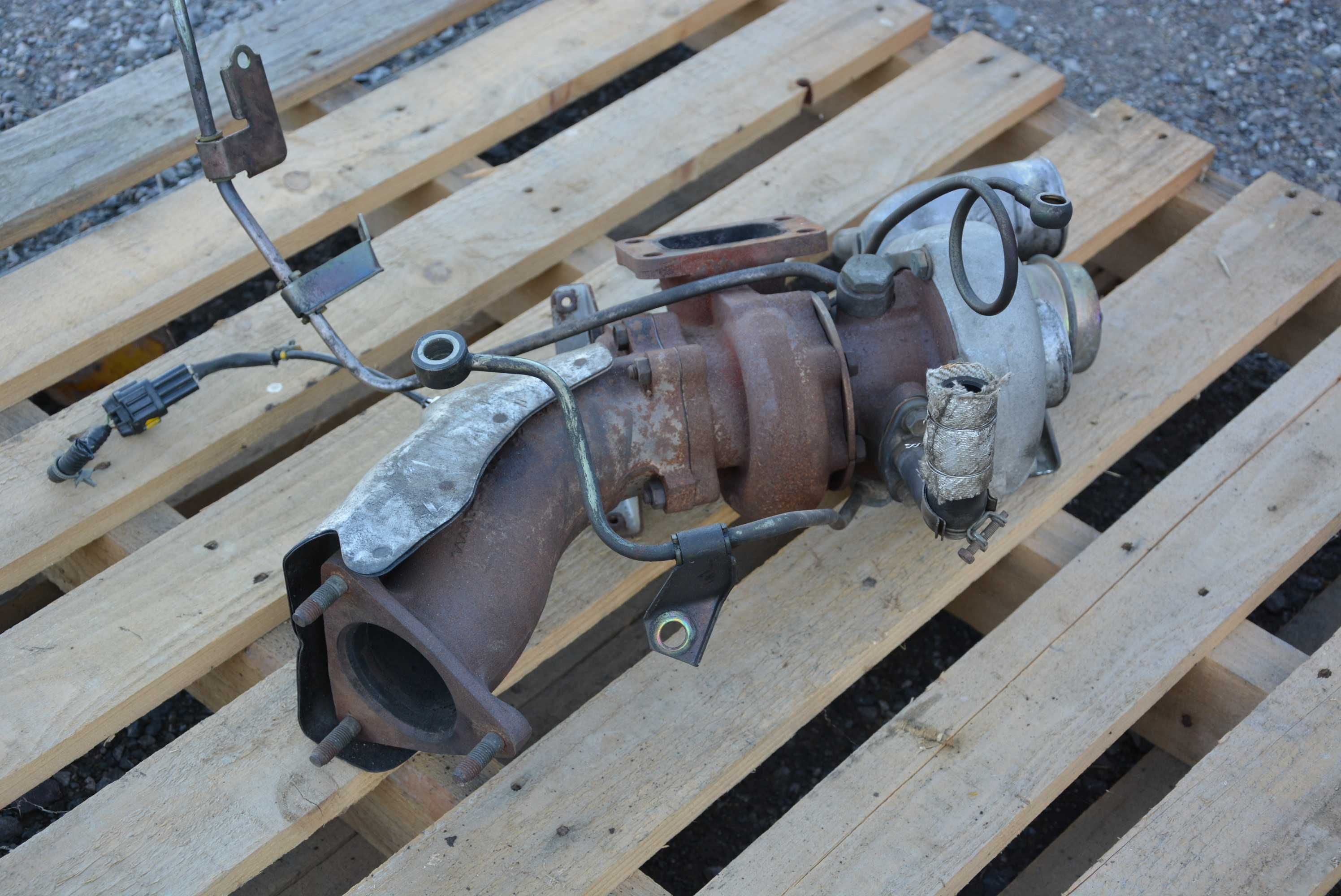 Nissan Skyline R32 R33 R34 RB25DET turbosprężarka OEM turbo downpipe