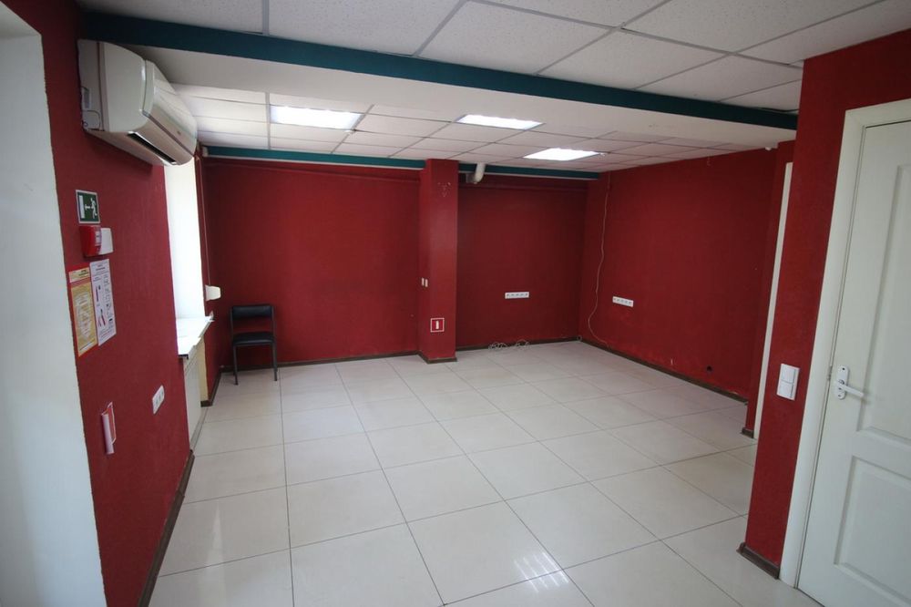 Продаж приміщення у центрі Хортицького р-ну - 34 кв.м.