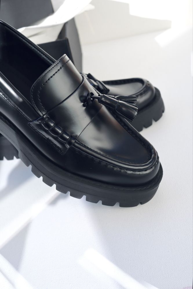 Massimo Dutti Nowe mokasyny