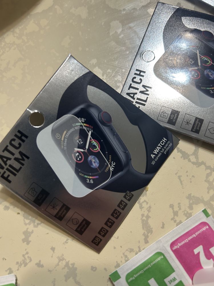 Продам захисну плівку  на Apple Watch 38 mm