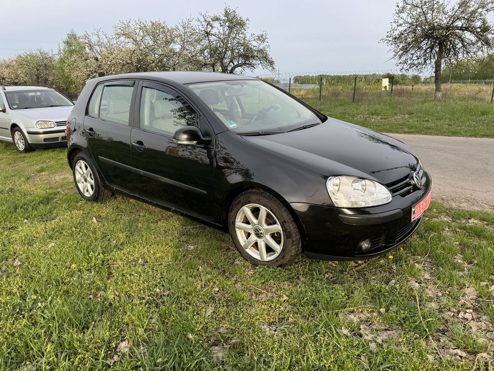 Продам Volkswagen Golf 5