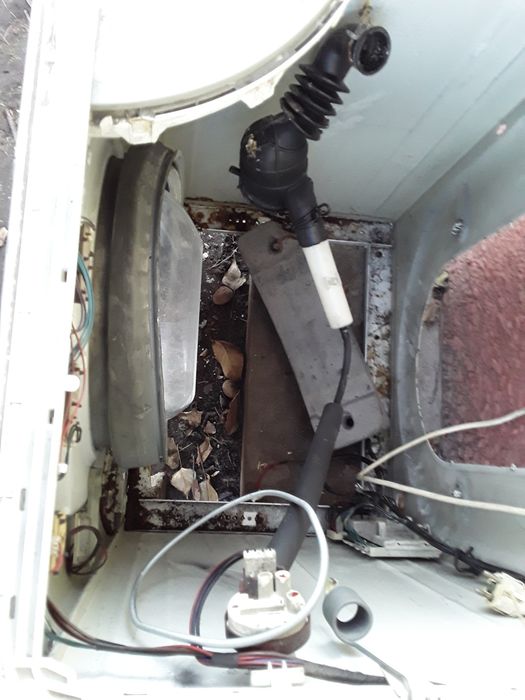 Запчастини до Ariston  двигун та інші з/ч