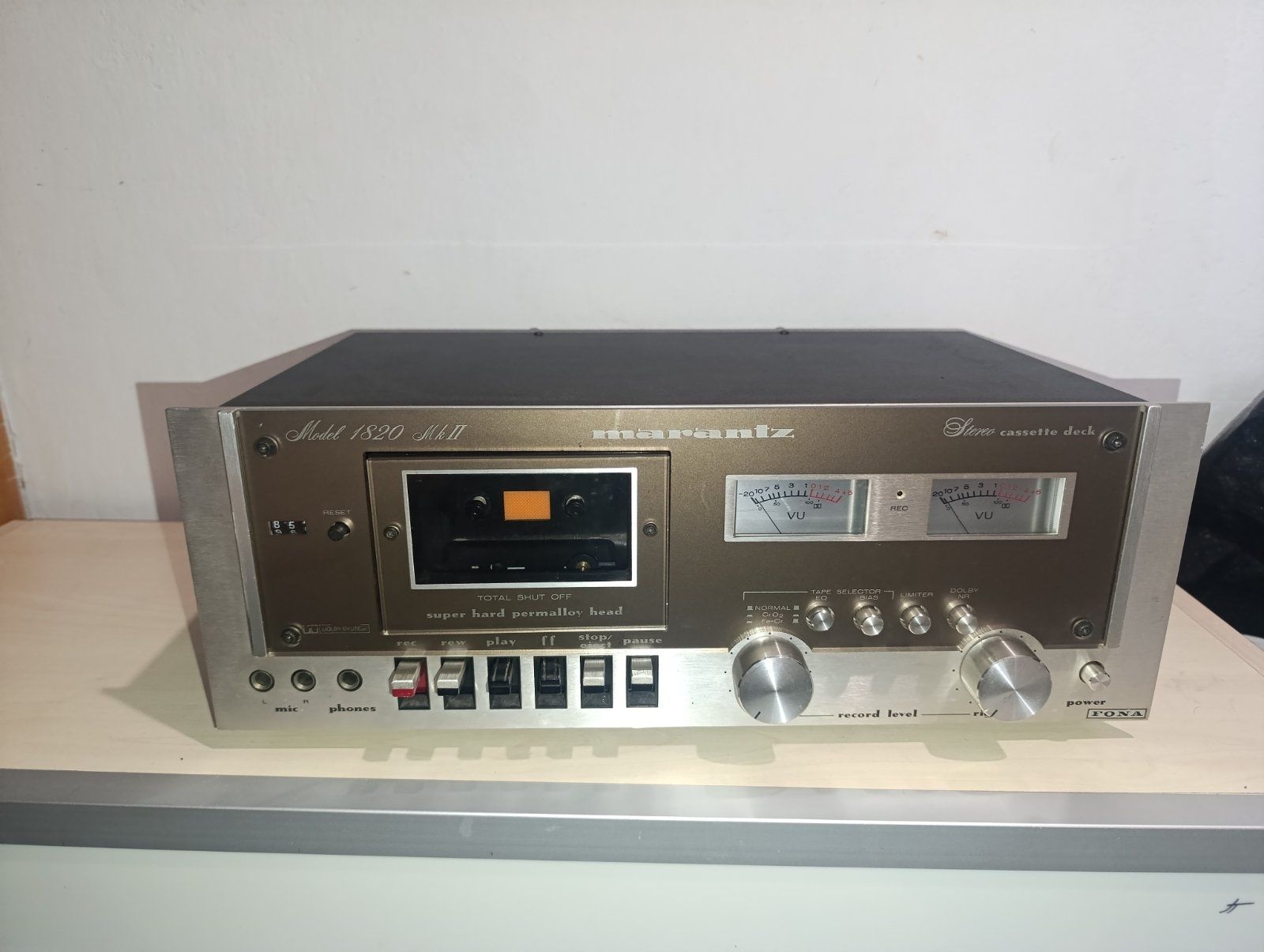 Магнитофон marantz модель 1820 mk, коллекционный