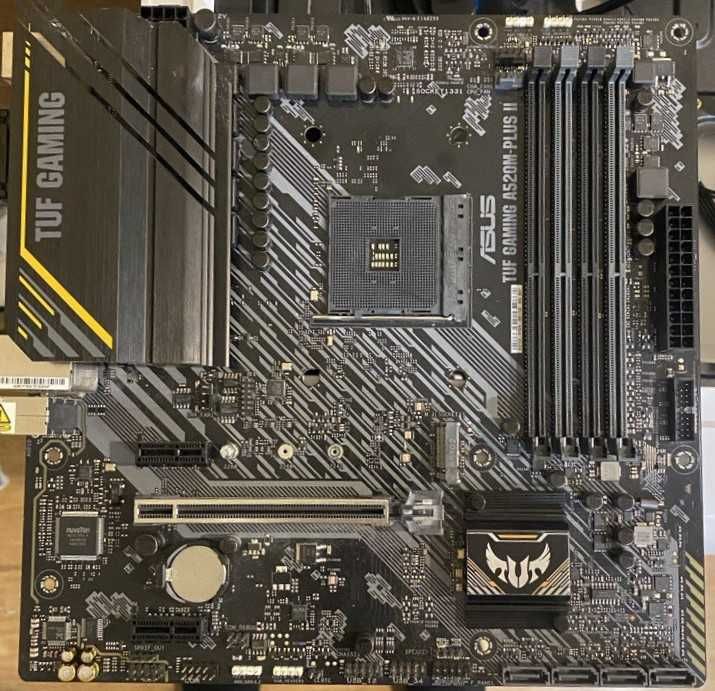 Продам комплект для збору пк (материнська плата, процесор, ОЗУ)