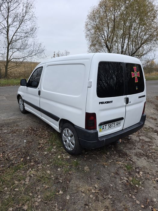 Продам автомобіль в доброму стані !
