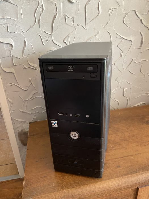 Komputer stacjonarny – i7-7700 / GTX 1060 6GB / 16GB RAM / SSD + HDD