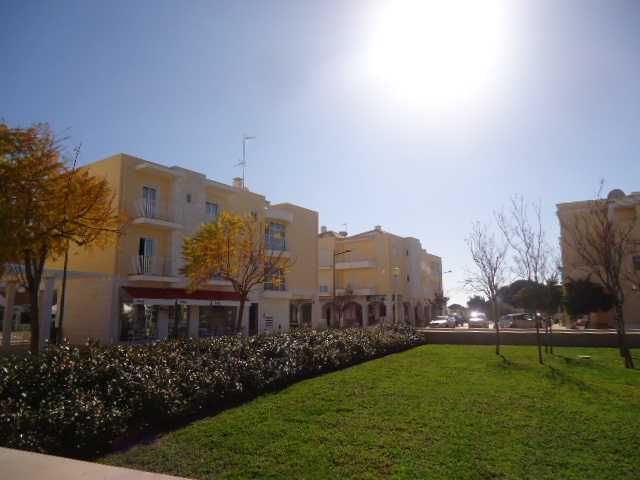 ALUGO T1 100m praia Altura