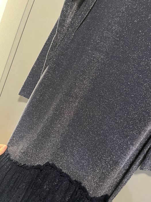 Синя сукня з блискітками та мереживом нова, guitar 42 L з бірками