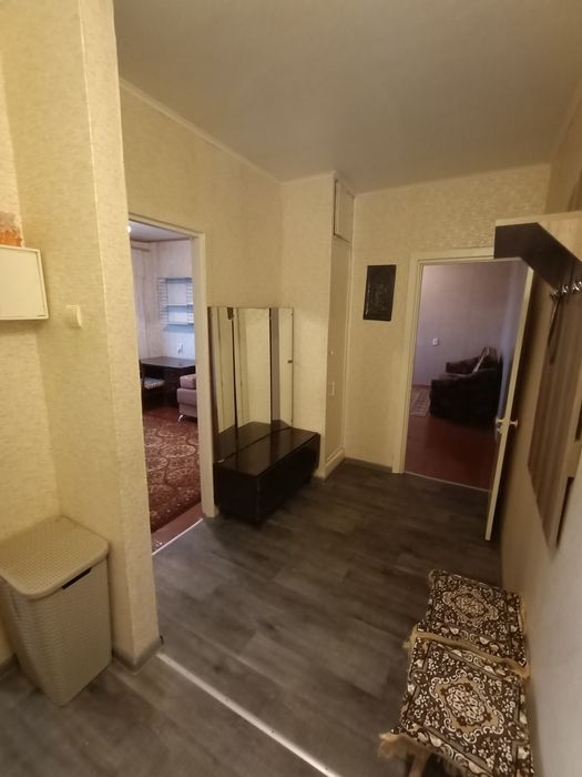 Продам 2-х квартиру в районі Критого ринку