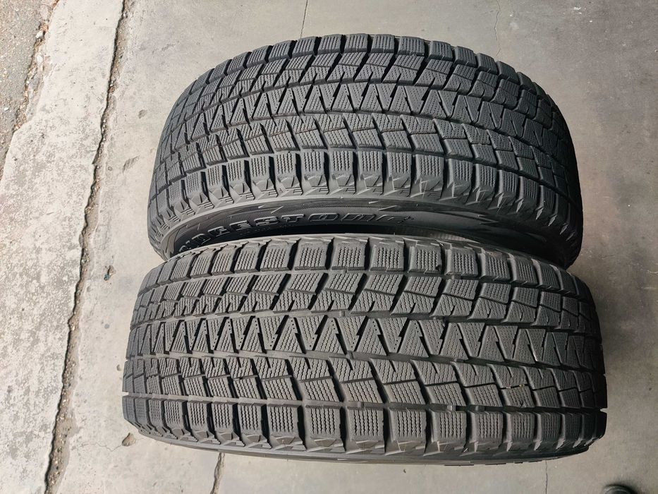 Пара R18 245 60 Bridgestone Blizzak зимові шини у відмінному стані